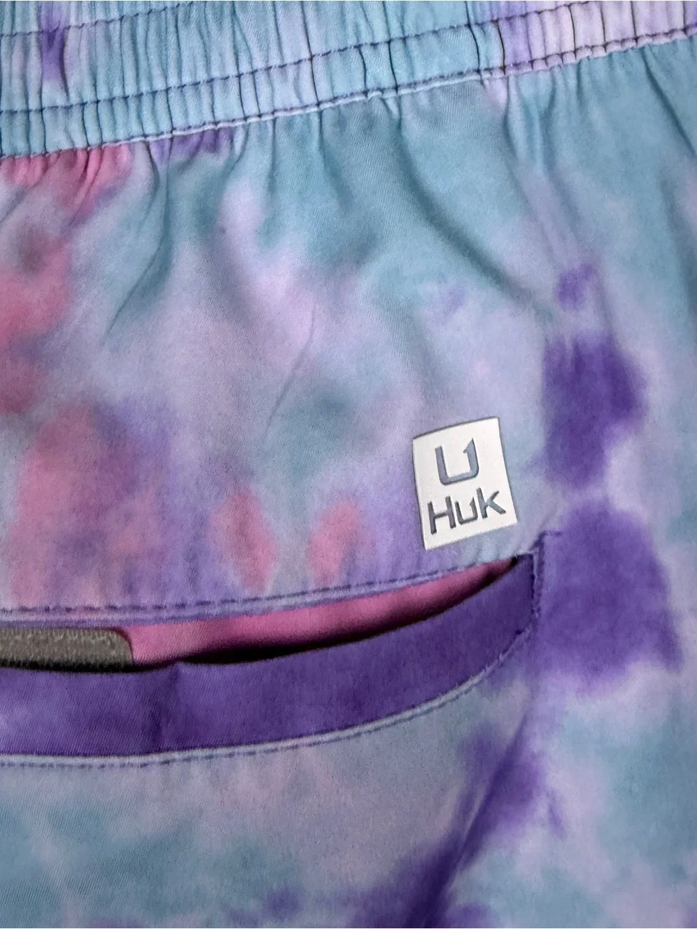 Huk Swim Trunks Men’s Large in Pink, Purple & Teal Tie-Dye Lined Beach Pool